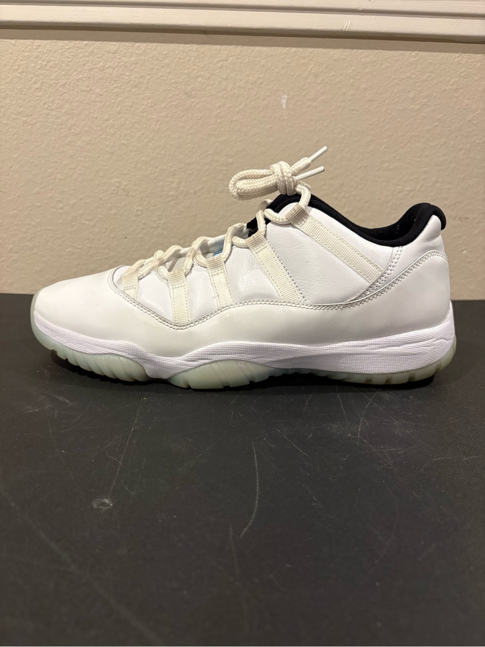 Nike Air Jordan 11 Retro Low Legend Blue Size 11 AV2187-117 White legend blue - Picture 5 of 10